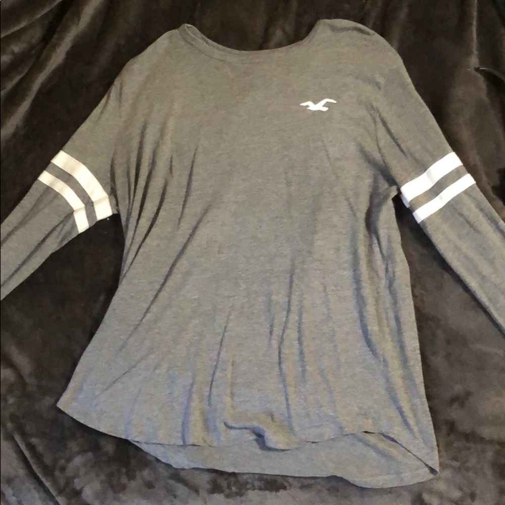 Hollister gray long sleeve tee